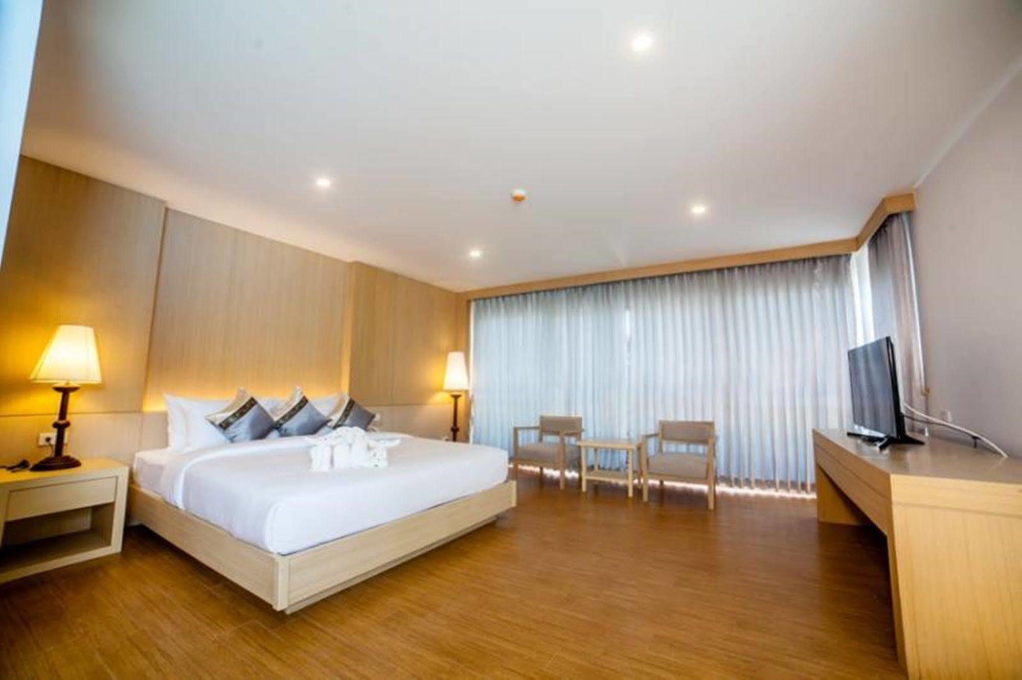Phi Phi Harbour View Hotel-Sha Extra Plus Εξωτερικό φωτογραφία